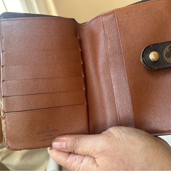 LV bifold wallet - Picture 12 of 16